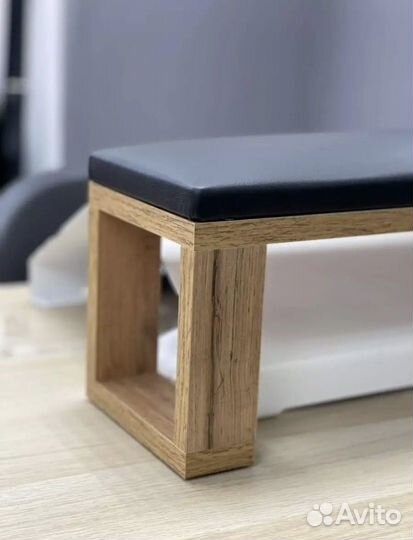 Подставка для рук маникюрная