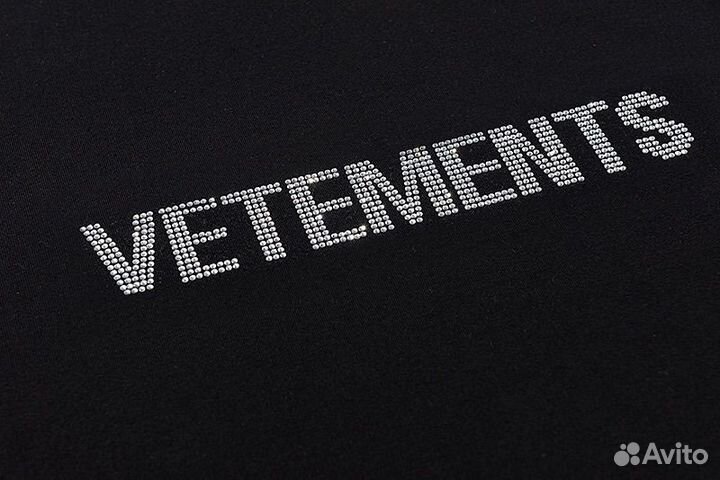 Футболка vetements