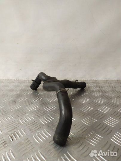 Трубка охлаждающей жидкости пластиковая Ford Focus