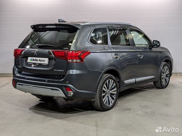 Mitsubishi Outlander 2.4 CVT, 2019, 44 620 км