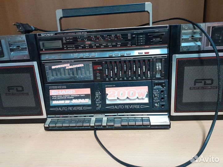 Маонитофон Sharp