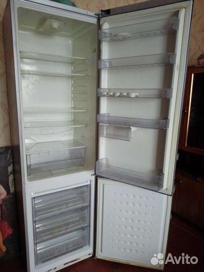 Холодильник на запчасти