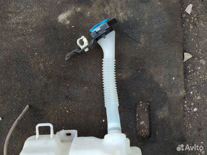 Бачок омывателя Mazda 6 GJ 2013 год 2.0 ат