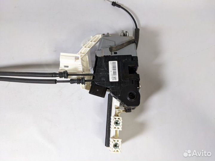 Замок двери передний правый Hyundai Tucson 3 TL