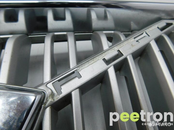 Б/У Решетка радиатора б/у 31479207 volvo