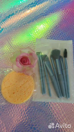 Кисти для макияжа новые
