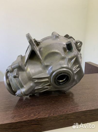 Передний редуктор Mercedes 2.47