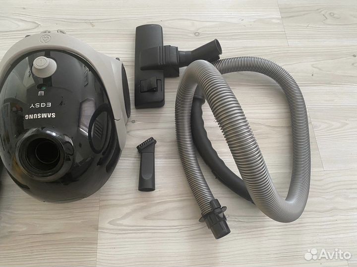 Пылесос Samsung easy SC5241 1800 W