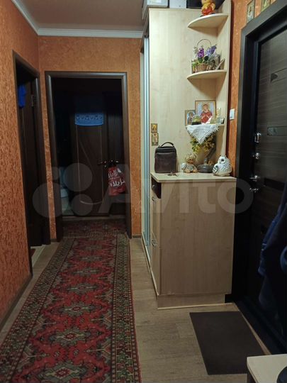 2-к. квартира, 61 м², 2/9 эт.