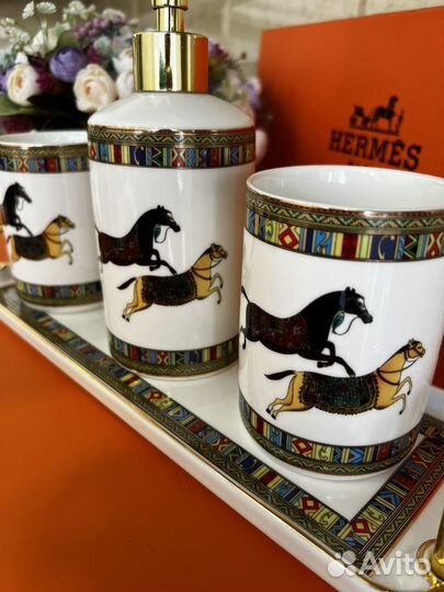 Набор для ванной комнаты hermes на поднос