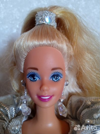 Happy Holidays Barbie 1992 год