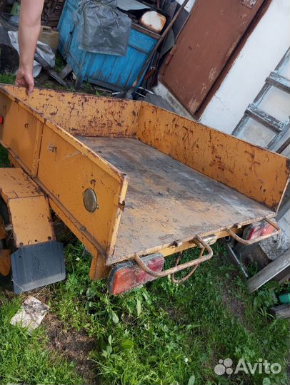 Прицеп легковой