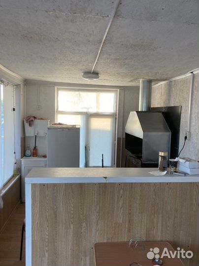 Шашлычная около гипермаркета Лента