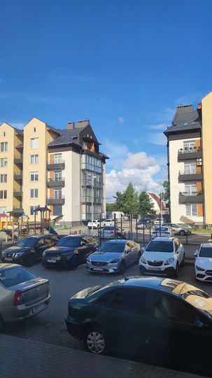 2-к. квартира, 63 м², 1/4 эт.