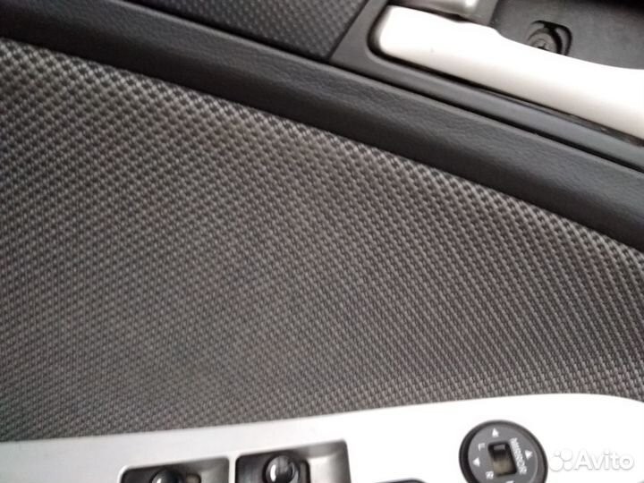 Hyundai Solaris обшивка двери