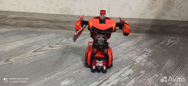 Машинка робот