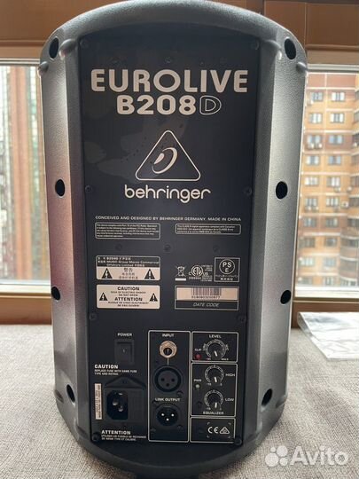 Акустическая система behringer Eurolive B208D