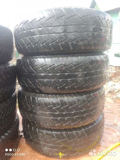 Bridgestone Dueler A/T 693 265/70 R16