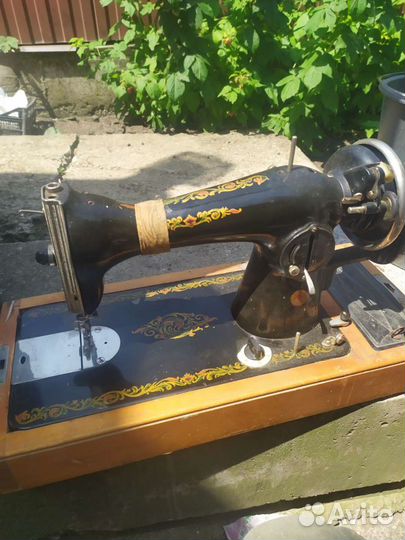 Швейная машинка