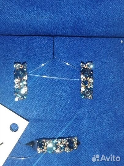 Золотой набор с топазами