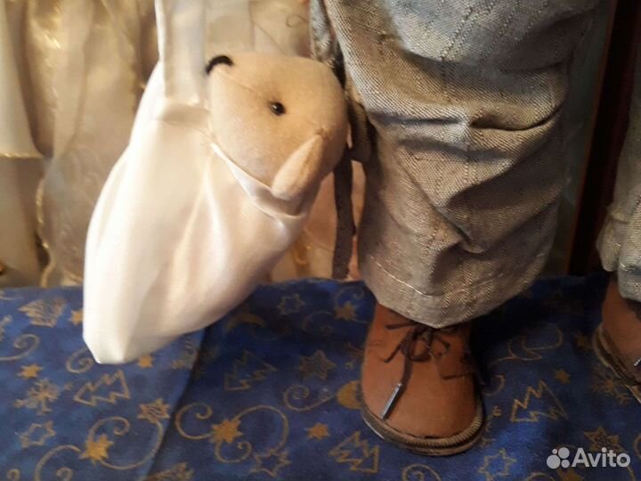 Кукла фарфоровая большая 57см