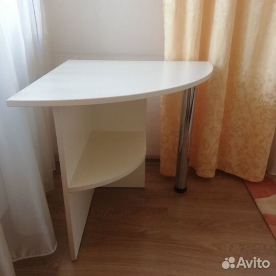 Стол детский 60 см