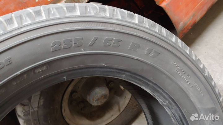 Michelin Latitude Cross 235/65 R17