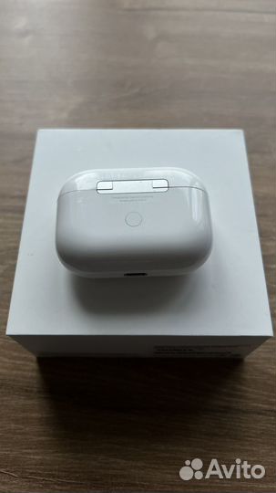 Apple airpods pro оригинал 100 + чехол
