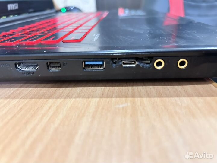 Игровой ноутбук 17 дюймов msi