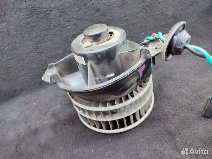 Моторчик печки для Chrysler Town Country 4