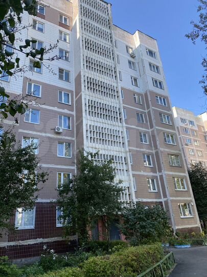 2-к. квартира, 50 м², 2/10 эт.