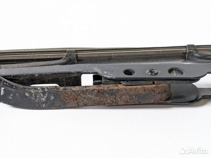 Дворник стеклоочиститель левый Hyundai Solaris