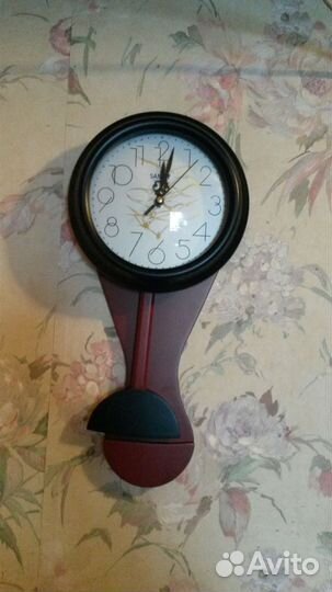 Часы с маятником