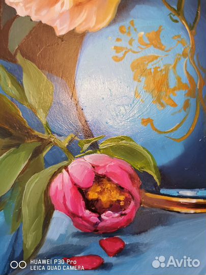 Овальная картина маслом