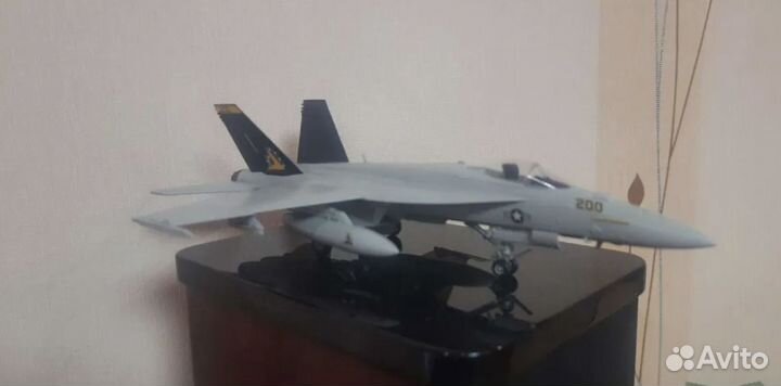 Модель F/A-18E super hornet масштаб 1/72 hasegawa