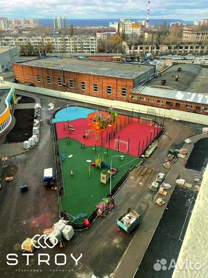 Резиновое бесшовное покрытие для спортивных площад