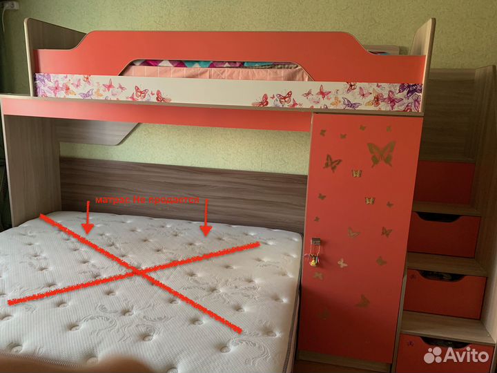 Детская кровать-чердак со шкафом и лестницей