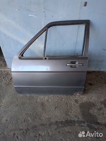 Дверь передняя левая Volkswagen Golf MK2