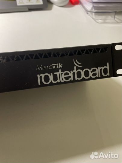 Маршрутизатор Mikrotik RB2011UiAS-RM