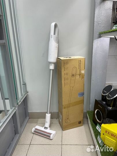 Пылесос Xiaomi Mi Vacuum Cleaner Light (З)