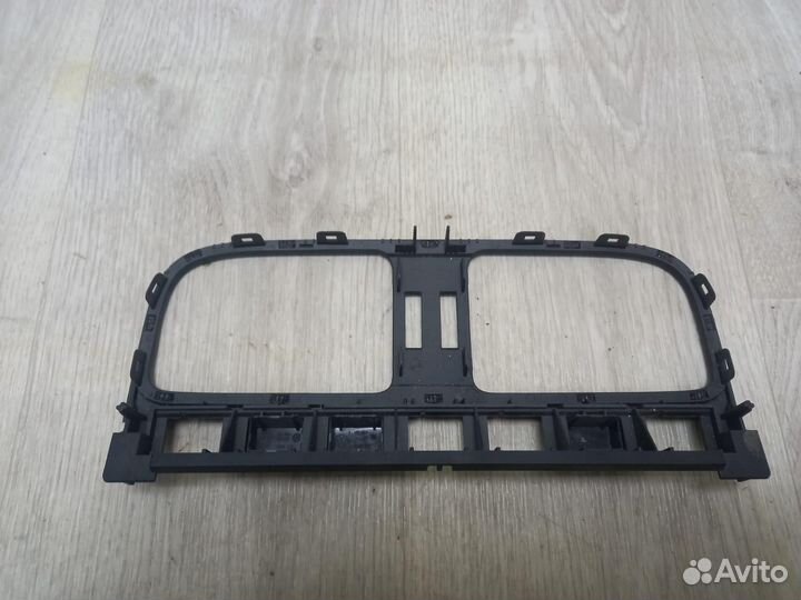 Накладка декоративная VW Polo (Sed RUS) 2011-2020