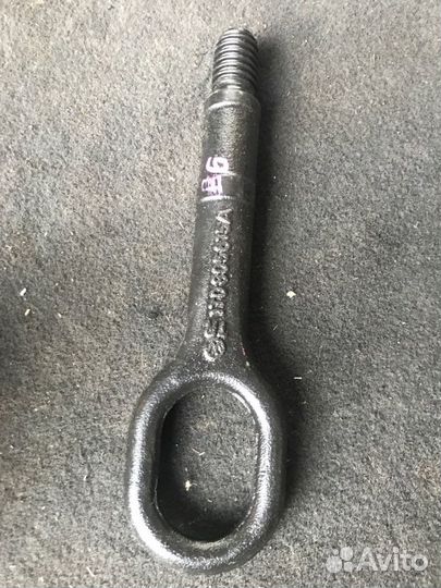 Крюк буксировочный Volkswagen Passat B6