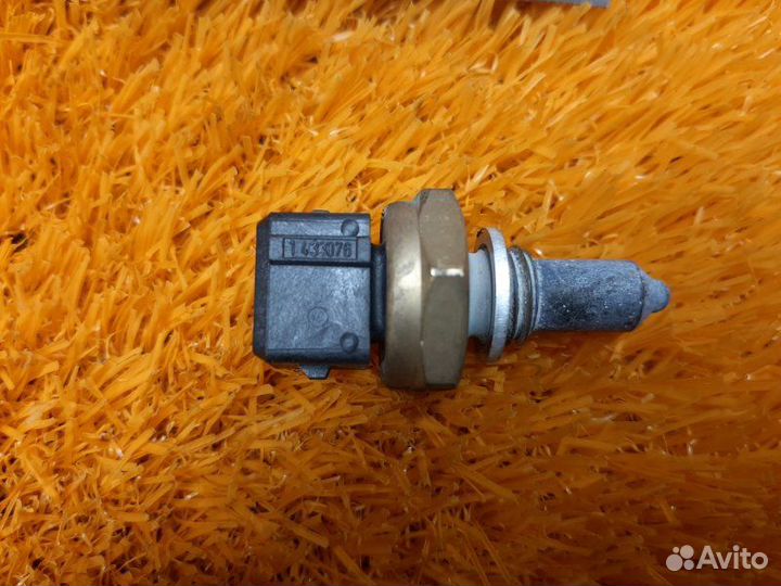 Датчик температуры охлаждающей жидкости Bmw