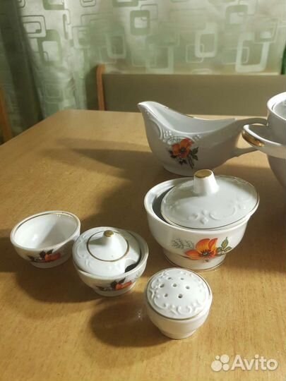 Сервиз столовый