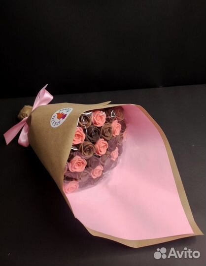Розы из Бельгийского Шоколада - 19 шт в Букете