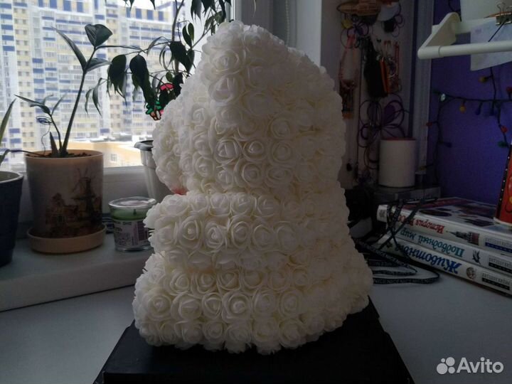 Мишка из роз