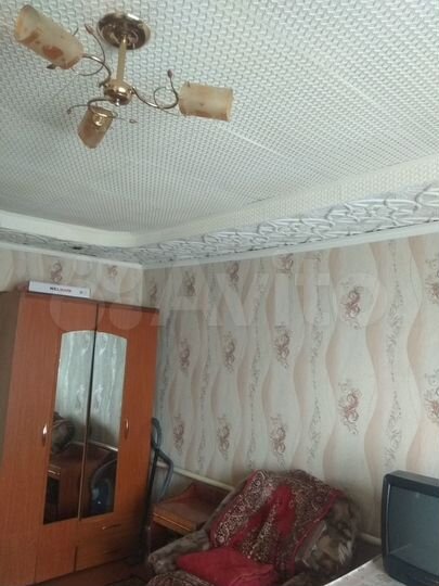 4-к. квартира, 90 м², 1/1 эт.