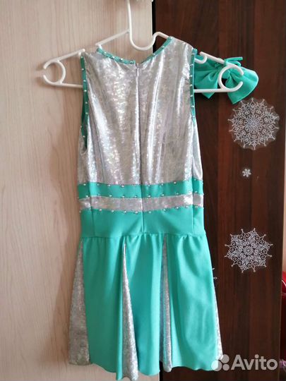 Новый костюм для танцев с помпонами