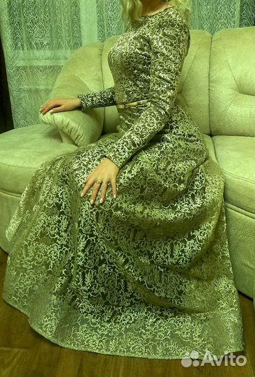 Шикарное платье р. 42-44