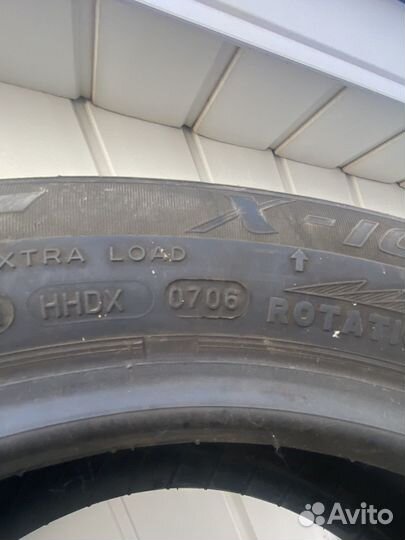 Michelin X-Ice 215/55 R16 50